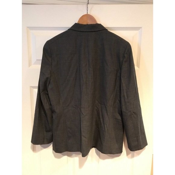 Tahari Arthur S. Levine Black & Gold Pinstripe Blazer, Size 16 (US) NWT! $250 - Picture 5 of 7